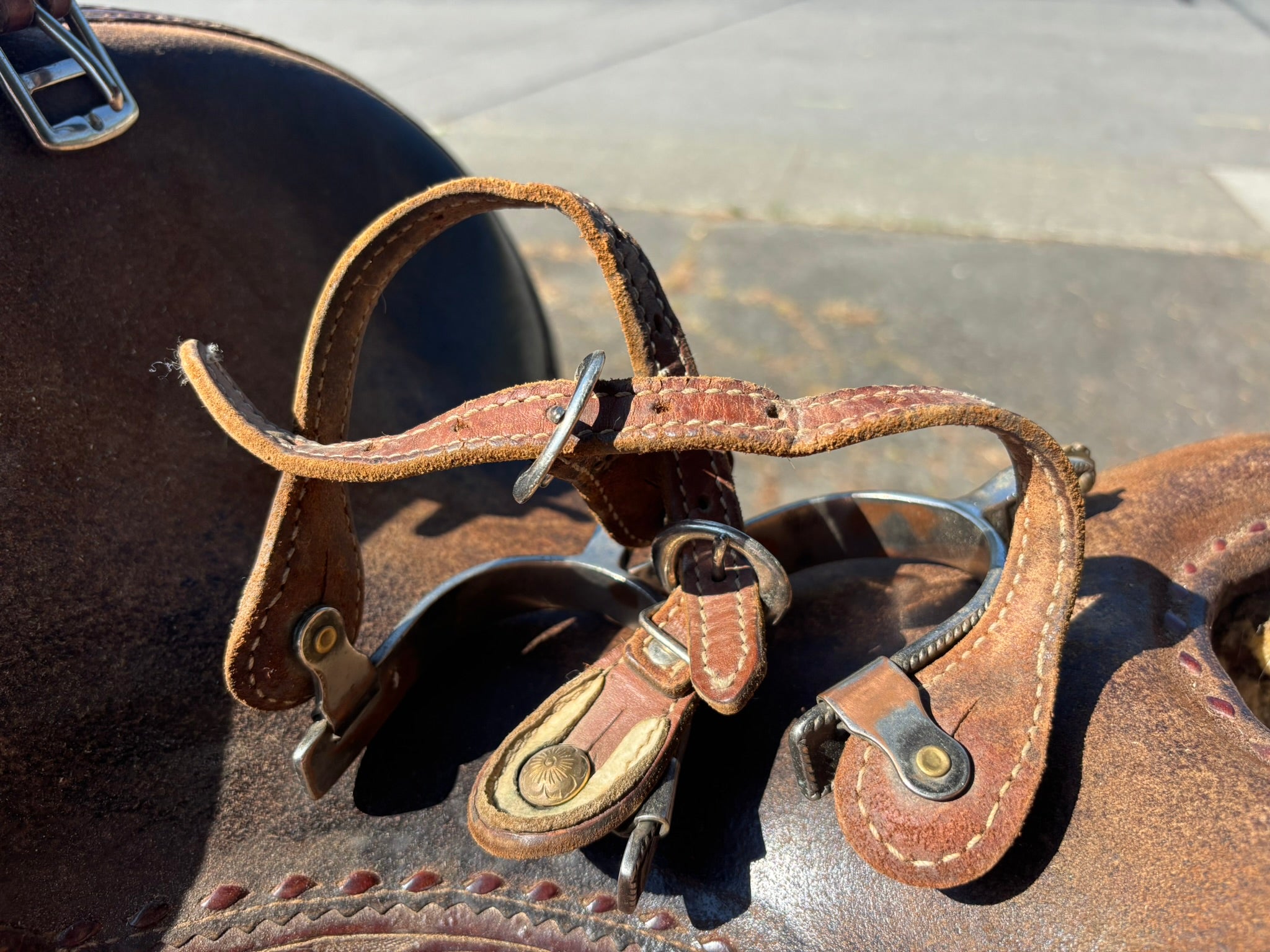 Spurs - Engraved Spurs w/Shank and Rowel